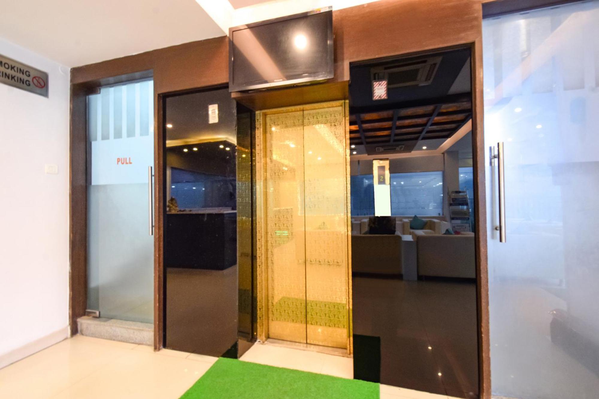 Fabhotel Aditya Homes - Nr Isb, Gachibowli Haidarábád Kültér fotó